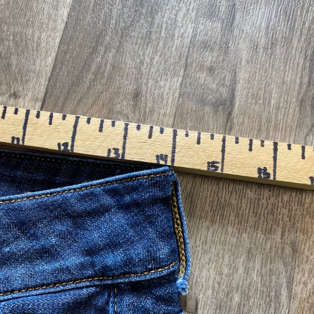 American Eagle Artists Crop Size 2 Stretch Denim Jeans - Picture 5 of 7